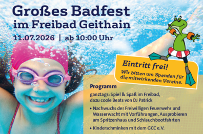 Ein Mädchen in pinkem Badenanzug, pinker Badekappe und Schwimmbrille unter Wasser. Informationen zum Badfest im Freibad Geithain.